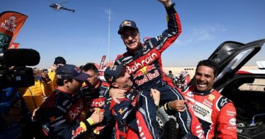 Stire din Sport : Carlos Sainz a câștigat pentru a treia oară Raliul Dakar