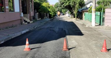 Stire din Social : Trafic restricţionat total, azi, pe o stradă din Constanţa. "Nu parcaţi pe trotuar sau carosabil"