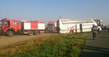 Imagini șocante! CARNAGIU LA CONSTANȚA! TREI MORȚI, dintre care doi militari, în urma unui teribil accident de autocar - 9
