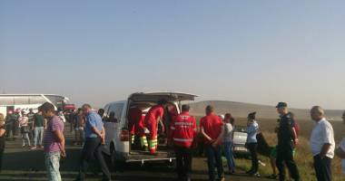 Imagini șocante! CARNAGIU LA CONSTANȚA! TREI MORȚI, dintre care doi militari, în urma unui teribil accident de autocar - 10