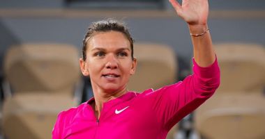 Stire din Sport : Simona Halep a renunţat să mai joace la Cincinnati. „Ar fi fost prea riscant”