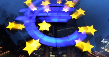 Stire din Economie : Moneda Euro se prăbușește. Analiștii fac scenarii de dezastru