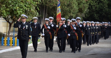 Stire din Eveniment : 120 de ani de tradiție pentru maiștrii militari de marină