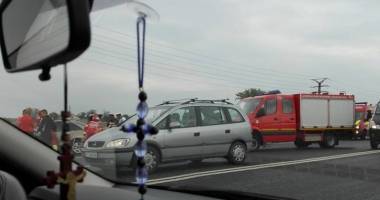 Accident rutier grav la ieșire din Constanța. Trei mașini implicate, PATRU VICTIME!