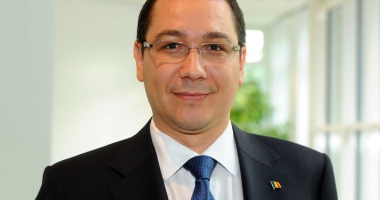 Stire din Politică-Administrație : Victor Ponta, șef al Secretariatului General al Guvernului