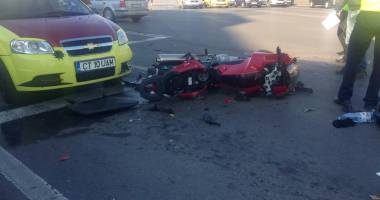 Galerie foto. Accident rutier la Dacia! Un motociclist, de urgență la spital - 2