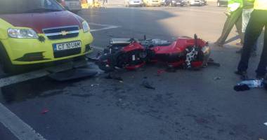 Galerie foto. Accident rutier la Dacia! Un motociclist, de urgență la spital - 4