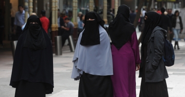 Stire din Actualitate : CEDO a validat interdicția purtării vălului în public, în Belgia