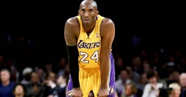 Stire din Sport : Baschet: Kobe Bryant și-a anunțat retragerea