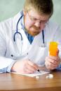 Stire din Sănătate : Teama bărbaților de procedura de examinare a prostatei, nejustificată