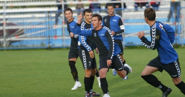 Stire din Sport : Jucătorii Viitorului au luat contact cu atmosfera călduroasă din Cipru