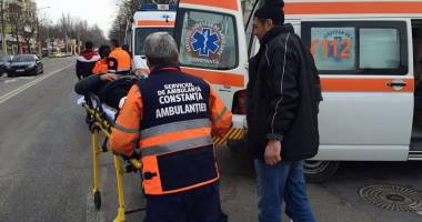 GALERIE FOTO. GRAV ACCIDENT RUTIER ÎN CONSTANȚA. TREI VICTIME, UN SEMAFOR DĂRÂMAT - 6