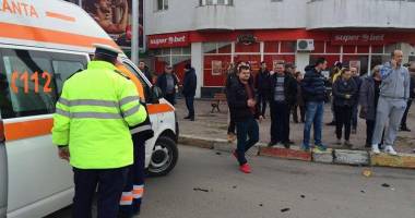 GALERIE FOTO. GRAV ACCIDENT RUTIER LA CONSTANȚA. PIETONI SPULBERAȚI DE PE SCUAR! - 7
