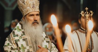 Stire din Cultură-Educație : IPS Teodosie participă la proclamarea generală de canonizare a 16 noi sfinți, la Patriarhia Română