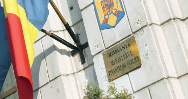 Stire din Economie : Șase miliarde de euro, puși deoparte pentru vremuri grele