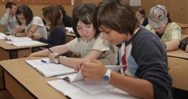 Stire din Cultură-Educație : Vacanța de primăvară, mai scurtă cu o săptămână