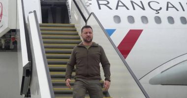 Stire din Actualitate : Zelenski a ajuns în Japonia. Președintele Ucrainei se va întâlni cu Biden și cu ceilalți lideri din G7