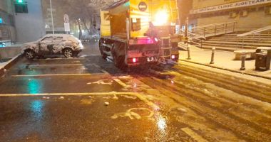NINGE LA CONSTANȚA. „Nu vă adăpostiți lângă copaci sau stâlpi!” - 2