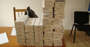 Surprins când aproviziona bișnițarii de la gară - 3
