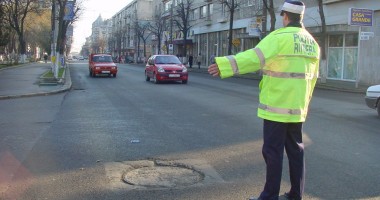 Stire din Eveniment : Șofer fără permis, oprit de polițiștii din Constanța