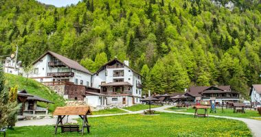 Stire din Social : 1,2 milioane de români  și-au petrecut, anul acesta, concediile în țară