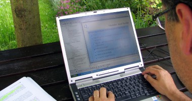 Stire din Diverse : Cum rămâi fără job din cauza postărilor pe Facebook