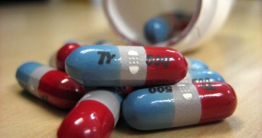 Stire din Sănătate : Medicamente "dosite" în Spitalul Județean