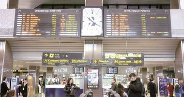 O aeronavă cu 112 pasageri la bord a aterizat de urgenţă pe Aeroportul Henri Coandă