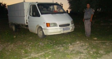 Galerie FOTO. Peste o tonă de motorină, confiscată de Garda de Coastă - 3