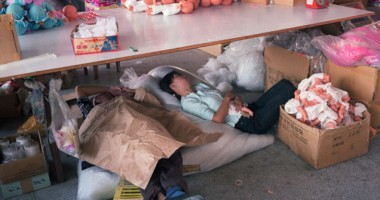 Stire din Diverse : Muncitorii chinezi, obligați să doarmă în fabrici în perioada Crăciunului
