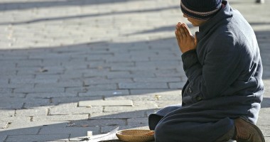 Stire din Actualitate : Minor rom român, între viață și moarte după ce a fost linșat în Franța