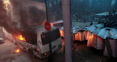 Imagini dramatice - ZI DE DOLIU NAȚIONAL la Kiev: zeci de morți, sute de răniți - 8
