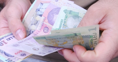 Guvernul vrea să DUBLEZE contribuțiile de asigurări ale angajaților
