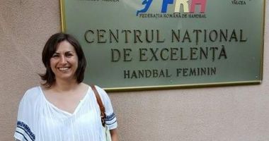 Stire din Sport : Handbal / Steluța Luca a participat la evaluarea școlii doctorale a UNEFS