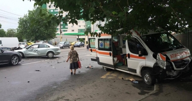 GALERIE FOTO. GRAV ACCIDENT RUTIER ÎN CONSTANȚA. CINCI VICTIME! A INTERVENIT DESCARCERAREA - 7