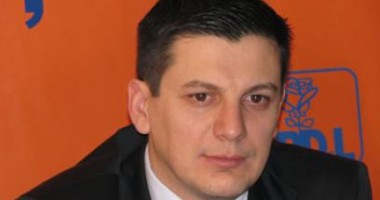 Stire din Politică-Administrație : Alin Trășculescu a DEMISIONAT din Parlament!