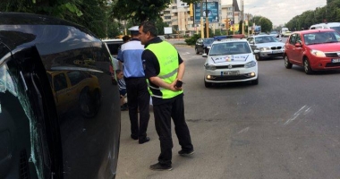 GALERIE FOTO. ACCIDENT RUTIER SPECTACULOS LA CONSTANȚA. O MAȘINĂ S-A RĂSTURNAT, ÎN ZONA DACIA - 9