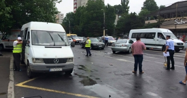GALERIE FOTO. GRAV ACCIDENT RUTIER ÎN CONSTANȚA. CINCI VICTIME! A INTERVENIT DESCARCERAREA - 9