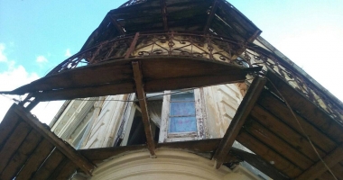 CONSTĂNȚEAN, CĂZUT DE LA ETAJ ÎN ZONA PENINSULARĂ - 1