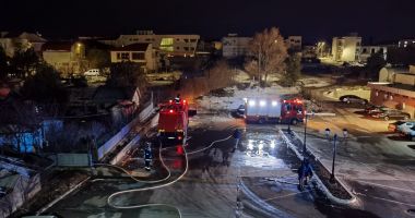 GALERIE FOTO / VIDEO. Incendiu puternic la Techirghiol. Flăcările s-au văzut de la kilometri! - 3