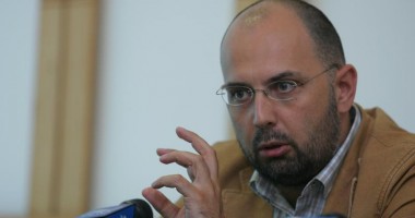 Stire din Politică-Administrație : UDMR decide astăzi dacă revine la guvernare