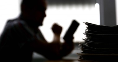 Stire din Actualitate : SCANDAL de proporții în Polonia: Percheziție la sediul unei publicații, după dezvăluirea unor interceptări ale unei conversații purtate de oficiali de rang înalt