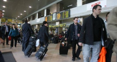 Stire din Politică-Administrație : Un efect al regionalizării: vom avea aeroporturi regionale