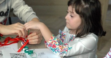 Stire din Diverse : Cum implicați copilul în pregătirile de Crăciun