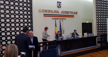 Consilierii județeni, reuniți în prima ședință din acest an. Ce se discută / GALERIE FOTO - 8