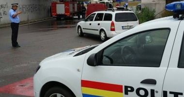 GALERIE FOTO / UPDATE. Șofer ÎNCARCERAT la Cernavodă, după ce s-a răsturnat cu TIR-ul - 2