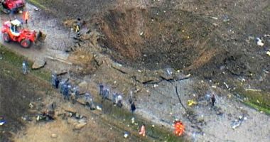 Stire din Eveniment : 19 ani de la explozia devastatoare de la Mihăilești. În deflagrație au murit 18 persoane, printre care și doi jurnaliști