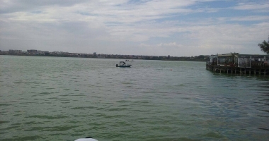 ALERTĂ PE LACUL SIUTGHIOL. Intervin pompierii! - 2