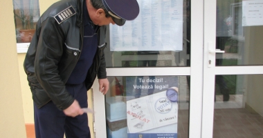 141 persoane, cercetate pentru presupuse fraude la vot