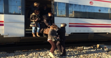 Stire din Eveniment : ALERTĂ, BOMBĂ! Un tren pe ruta Varșovia-Berlin, evacuat